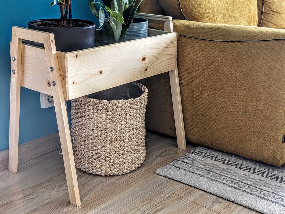 Cutii și Jardiniere din Lemn Masiv