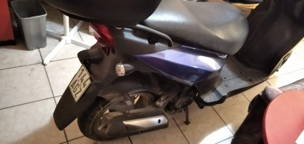 Moped de vânzare