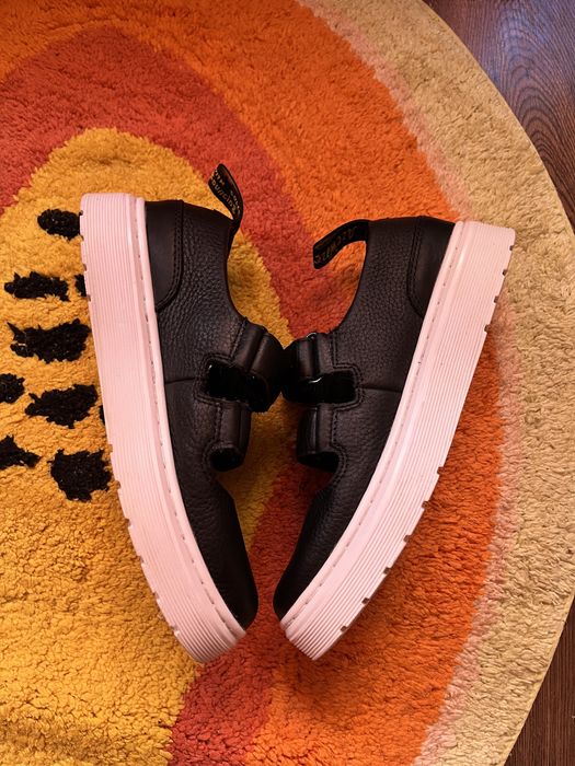 Pantofi stil mary jane Dr. Martens Mae 37