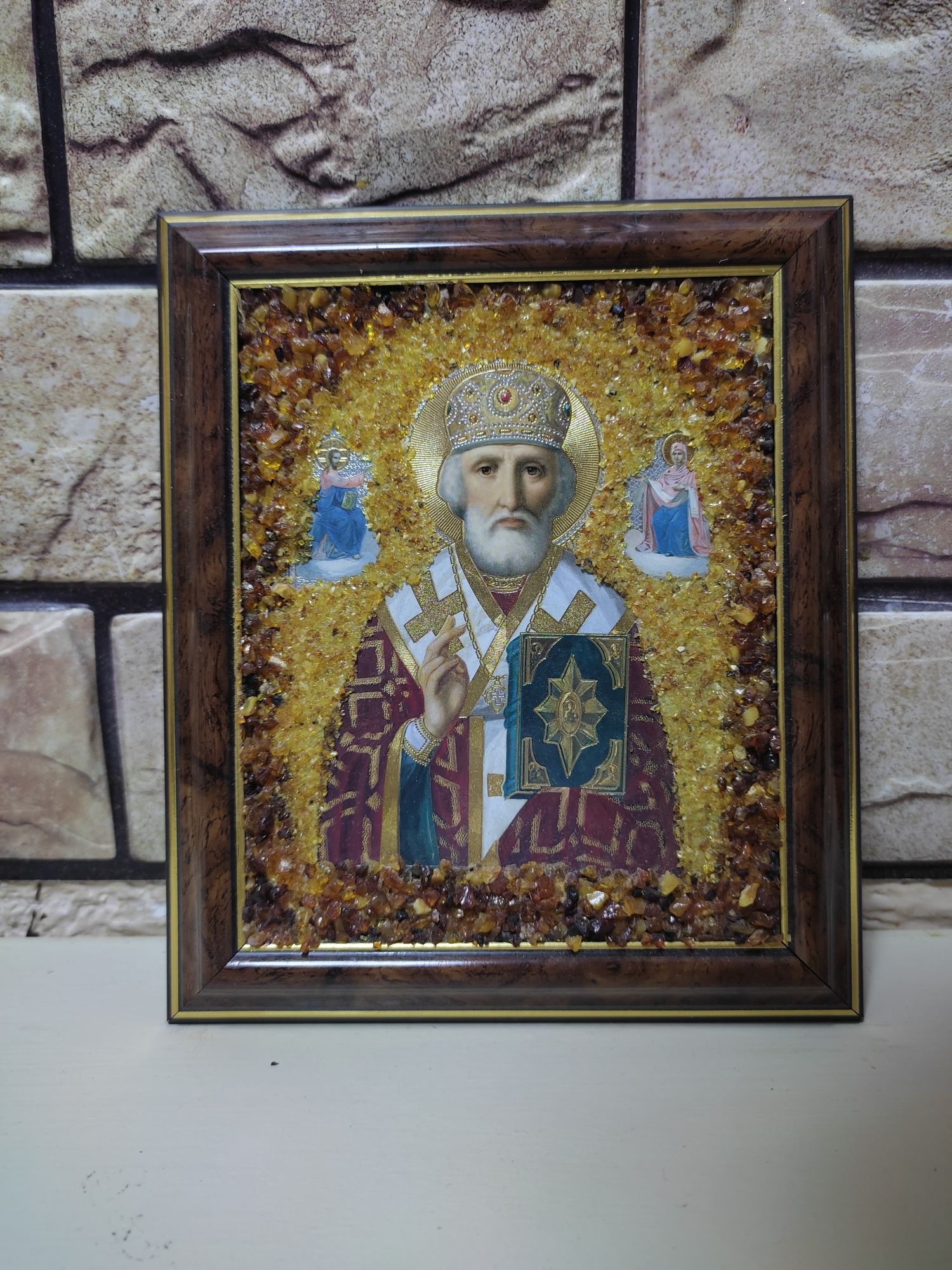 Православные иконы в ассортименте