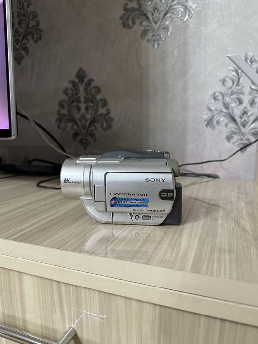 Камера sony handycam dcr-dvd805