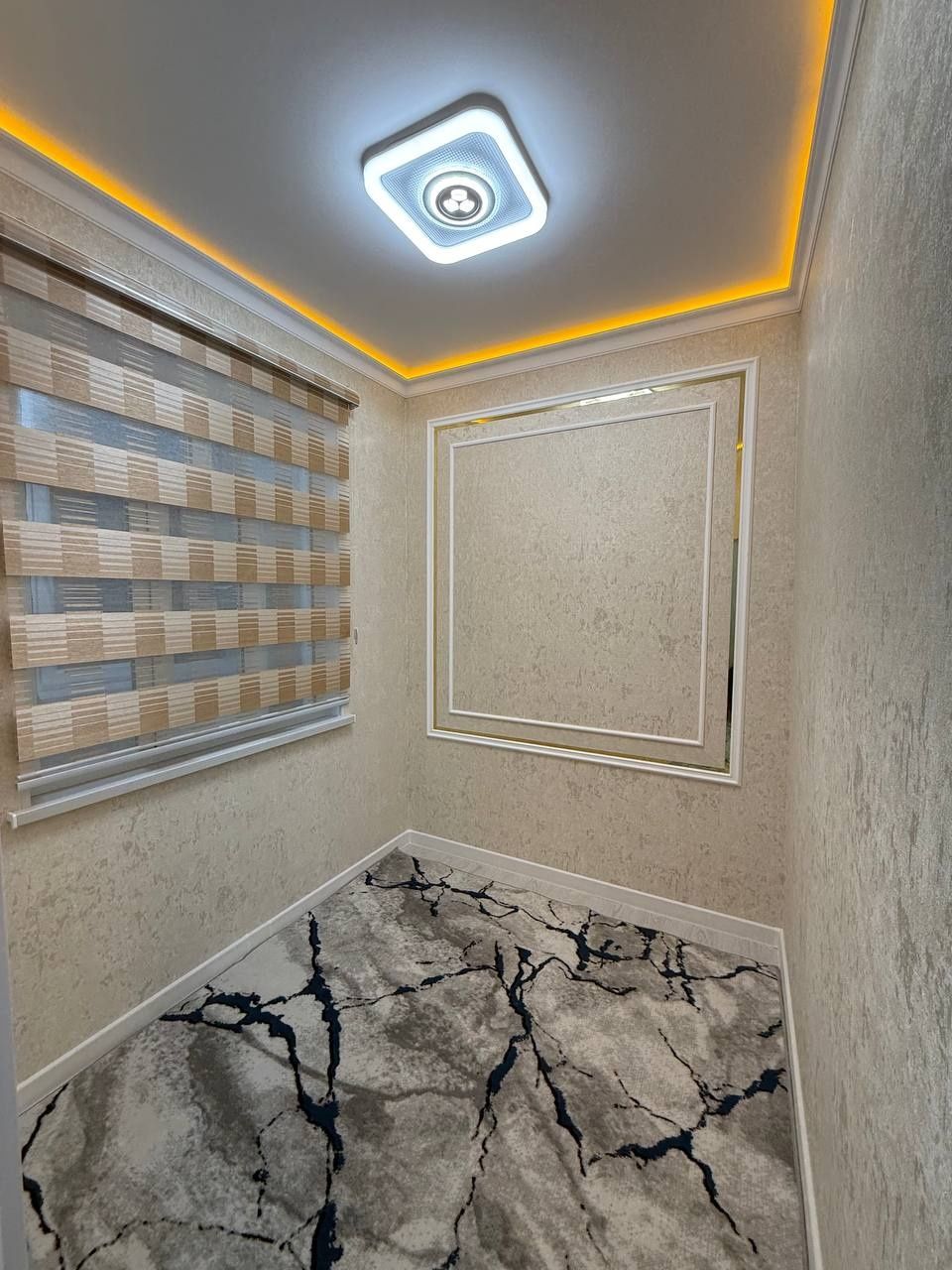 Продаю 2 ком квартира на 2 этаже 4 этажного дома. Авиосозлар 4