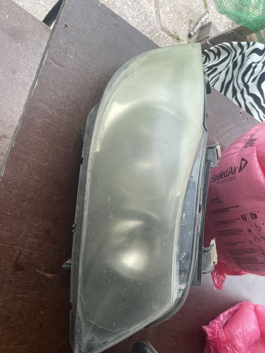 Оригинални фарове BMW E90/91