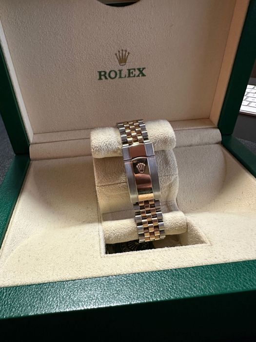 Rolex Datejust 41 Rose Gold Fluted Motif Dial