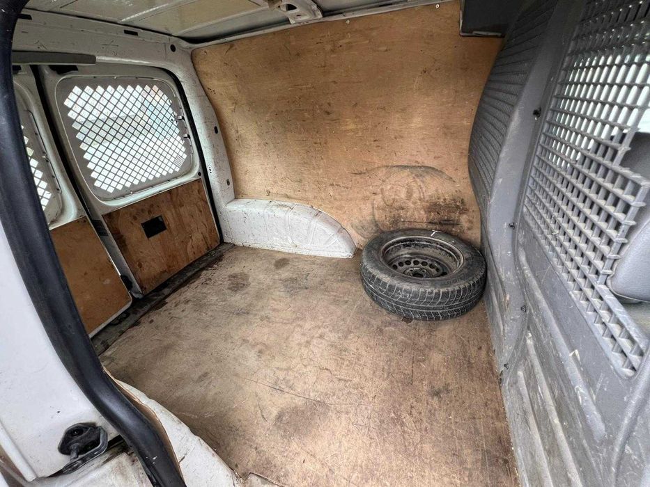 Volkswagen Caddy 1.6 SDI 70 CP, 2004, Autoutilitară