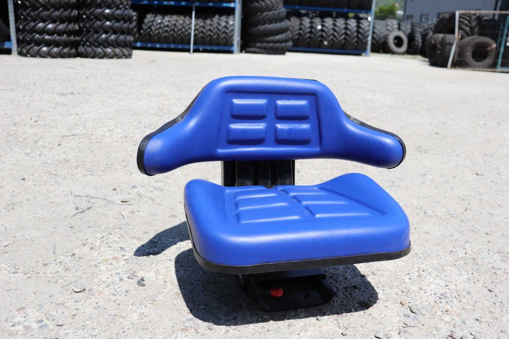 Scaun tractor albastru reglaj triplu cu amortizor UTB U-445