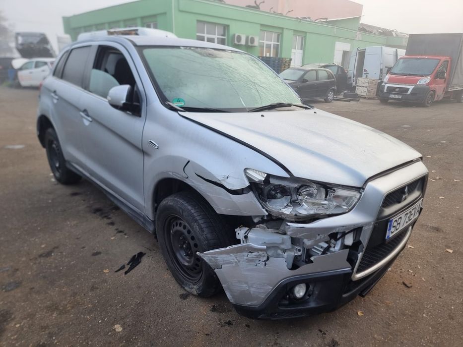 Dezmembrez Mitsubishi ASX 1 [2010 - 2012] 1.8 di-d 4N13