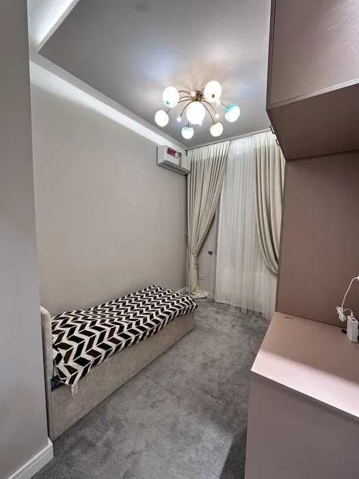 ЖК "Xon Saroy Sayram" мегапланет метро юнусабад универсам рынок