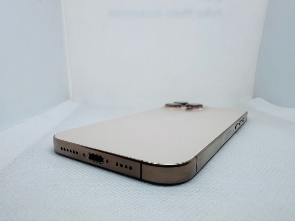 *Като Нов* Apple iPhone 16 Pro Max 256 GB Desert Titanium Unlocked
