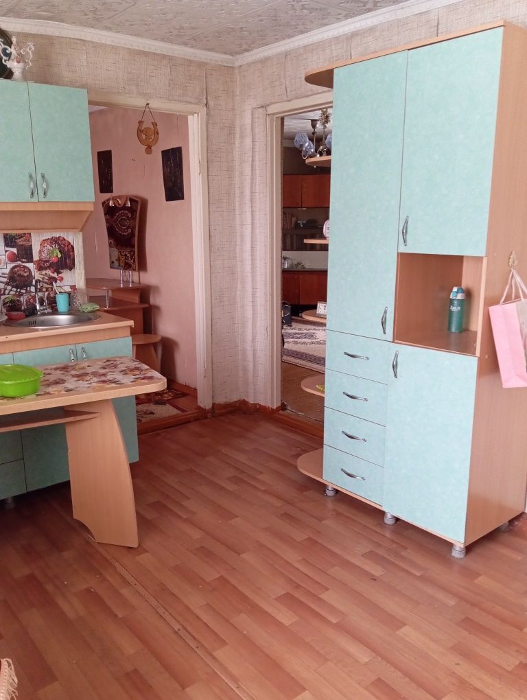 Продается дом село Таврическое
