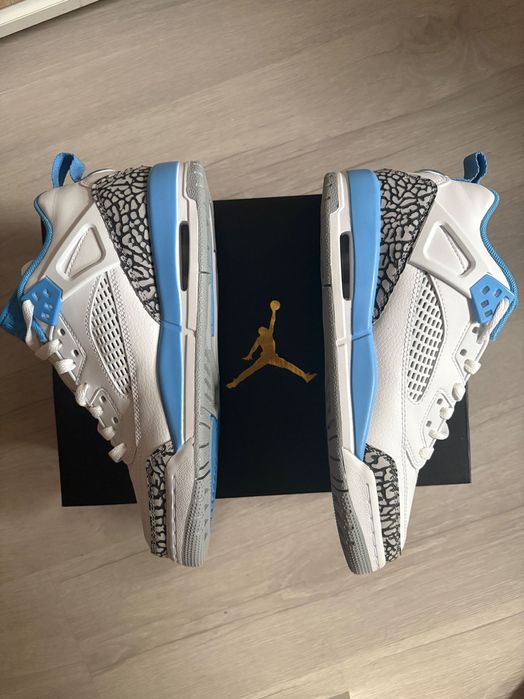 JORDAN SPIZIKE LOW (GS) White/University Blue Shoes Обувки