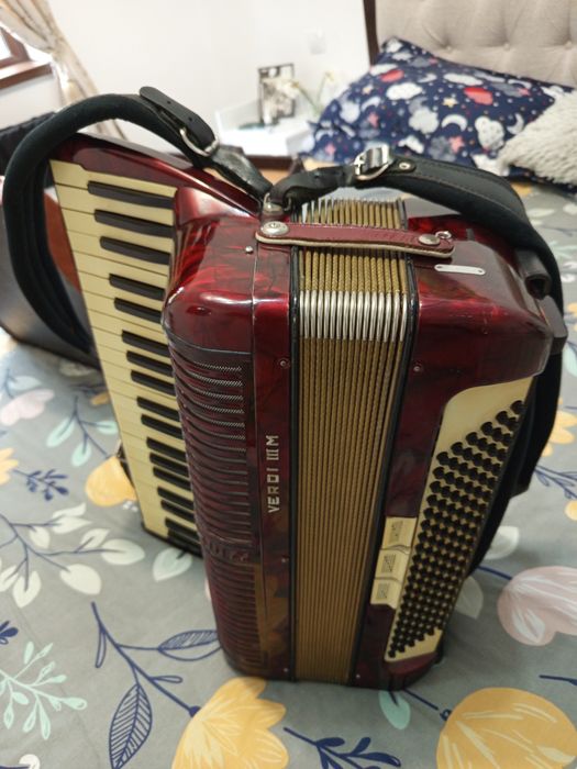 Acordeon Hohner Verdi 3 M 120 basi