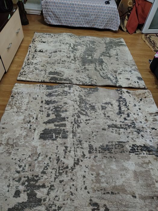 Covor mare și gros și traversa