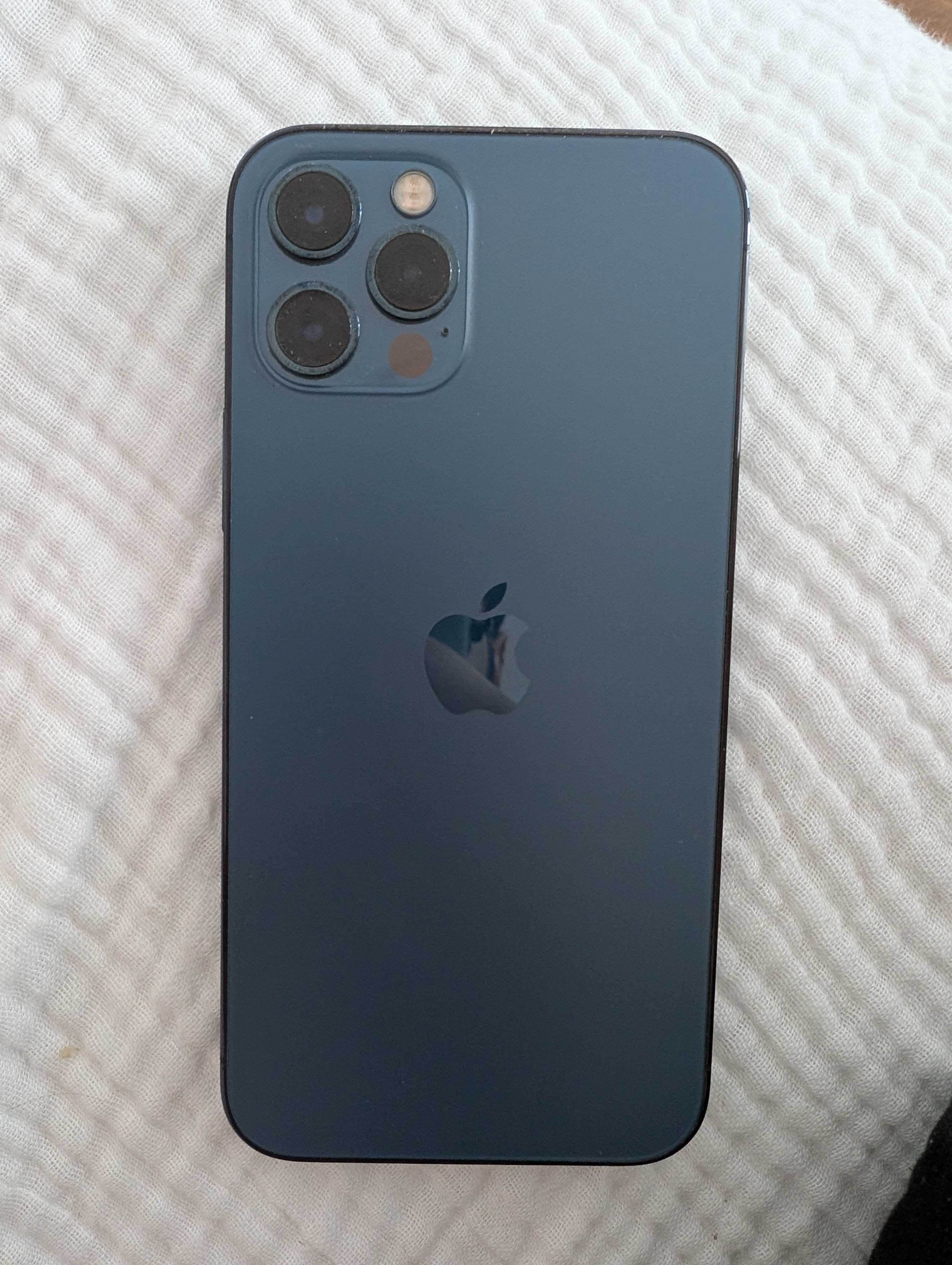 Iphone 12 pro 128GB, 79% baterie