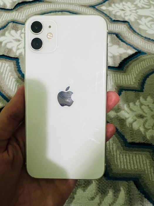 Iphone 11 xotira 64 GB