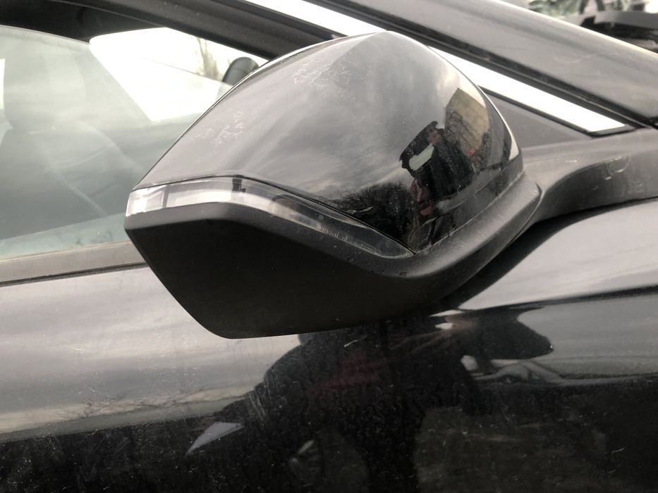 oglinda dreapta rabatare electrica  citroen c5 x 1.2 benzina 2023