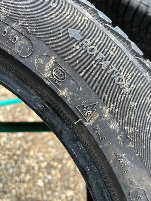 225/55 r18 de iarna 4 buc f bune Michelin