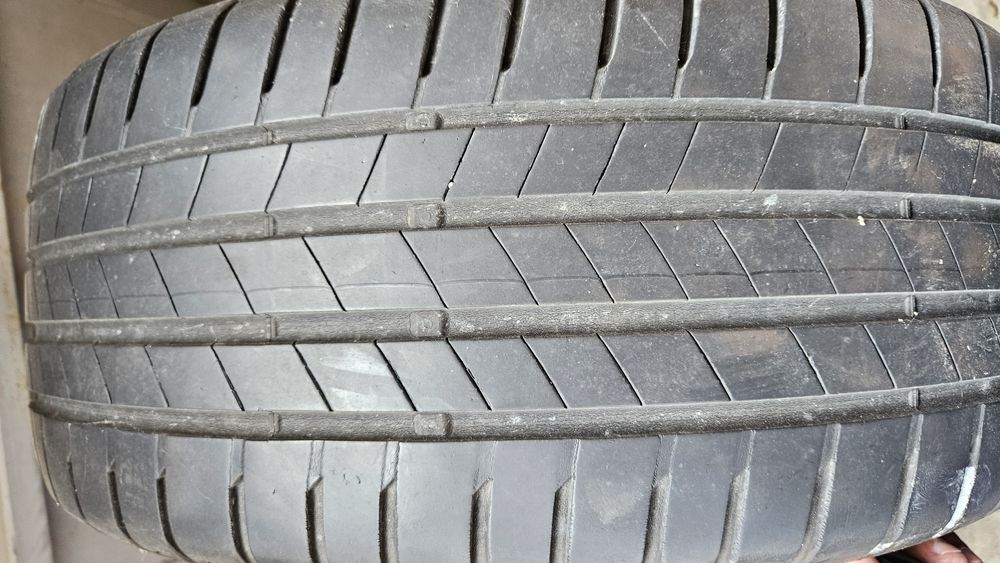 4бр гуми 215 45 17 бриджстоун
