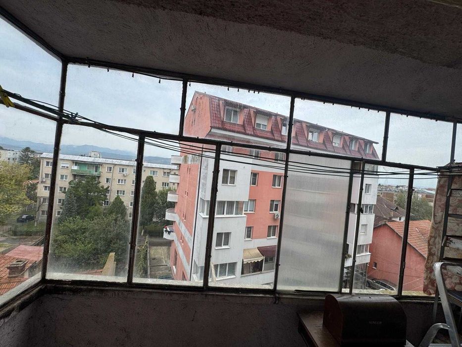 Apartament 3 camere decomandat, 66 mp, Deva – B-dul Decebal, etaj 4