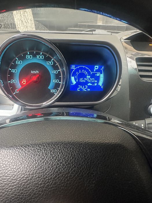 Продается Spark не битая не крашенная