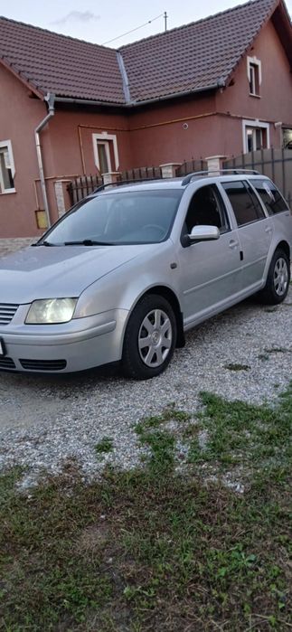 Vând bora 19.tdi fischal