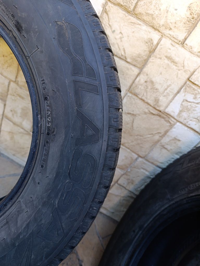 Зимни гуми Lassa 205/75/16 C 113/111 10PR