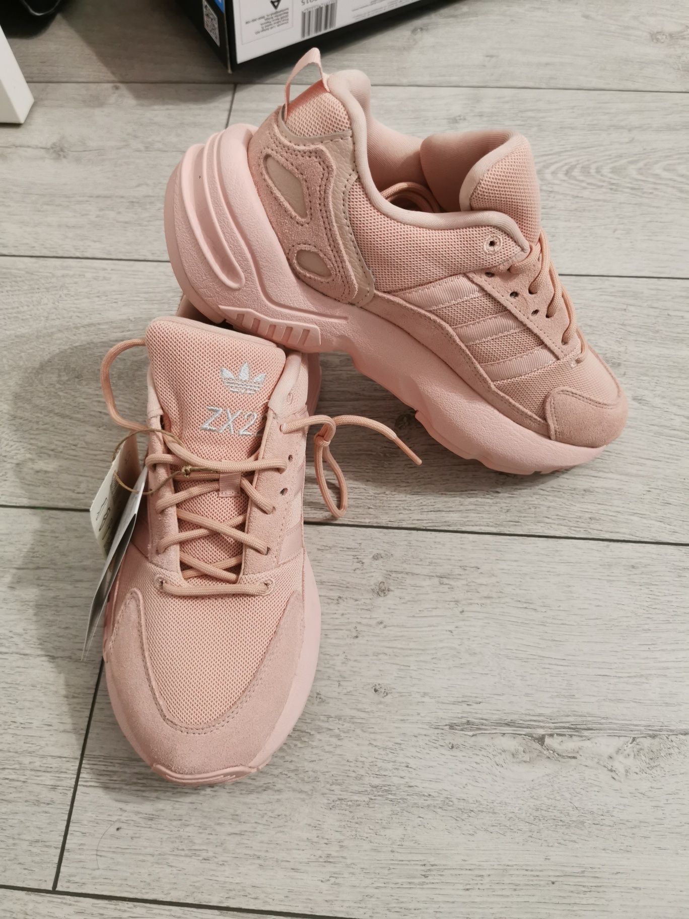 Adidași originali Pink, mărimea 38