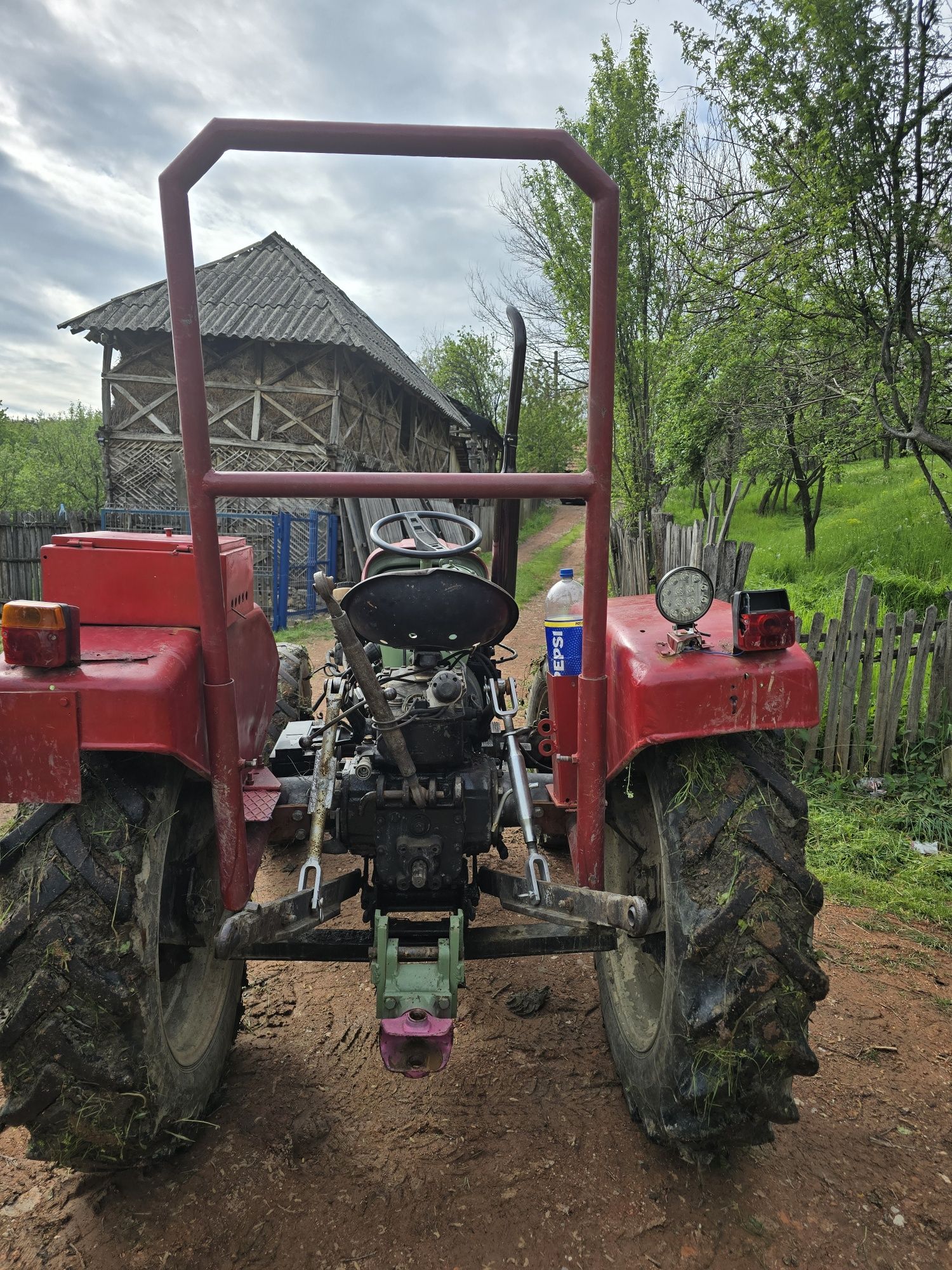 Vând tractor same