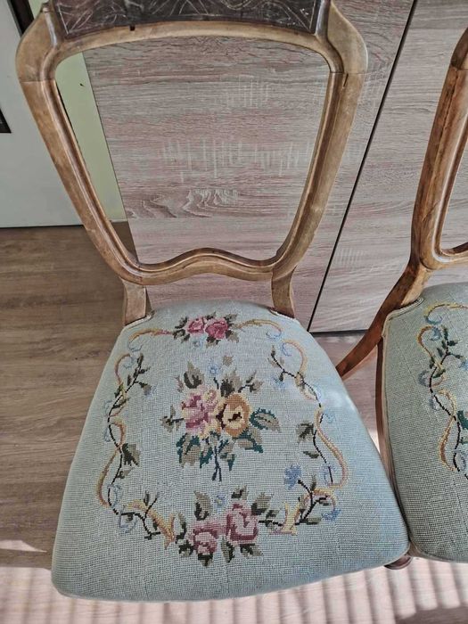 Продавам столове - резбовани в бароков стил