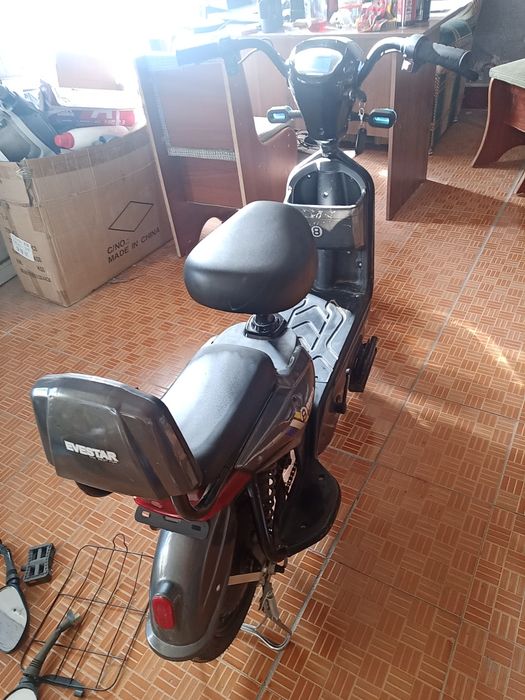 Продам скутер срочно