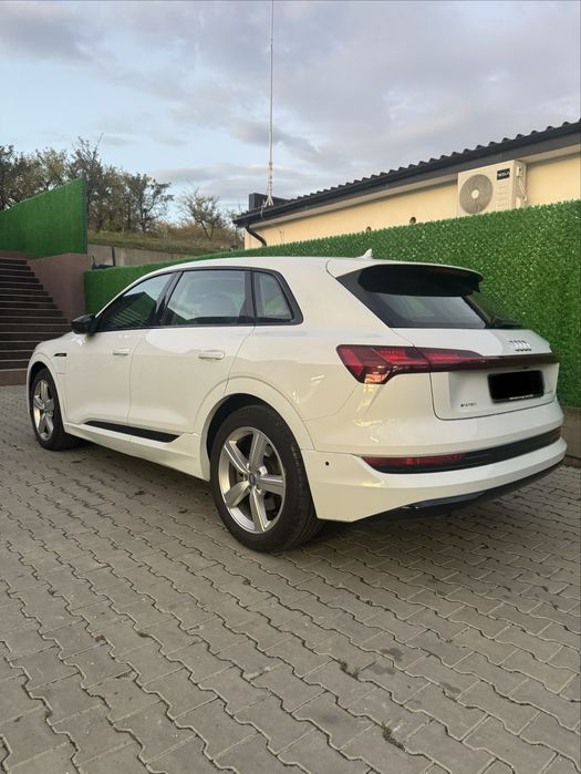 Audi E-Tron 50 - garantie audi 2028*matrix*ambiental*quattro*virtual*