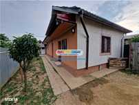 Casa de vacanta, toate utilitatile, 1600 mp teren, Darasti-Vlasca