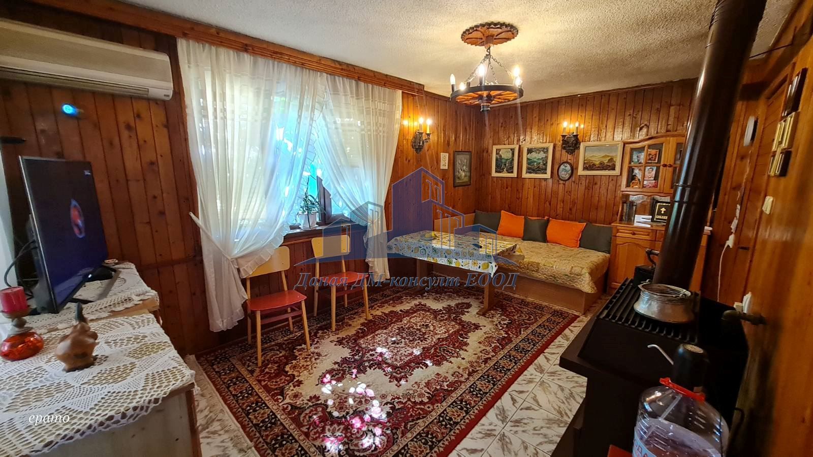 Къща в Шумен, област-с.Дибич площ 150 цена 122000