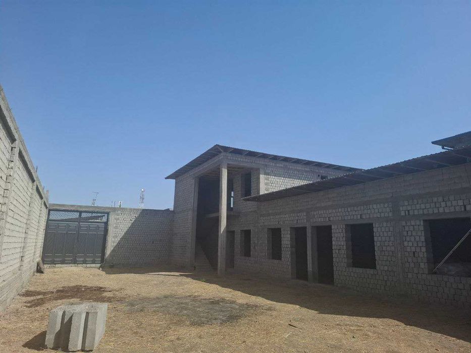 Продается 243м²,  земля 2,94 соток + 2,74  самозахвата