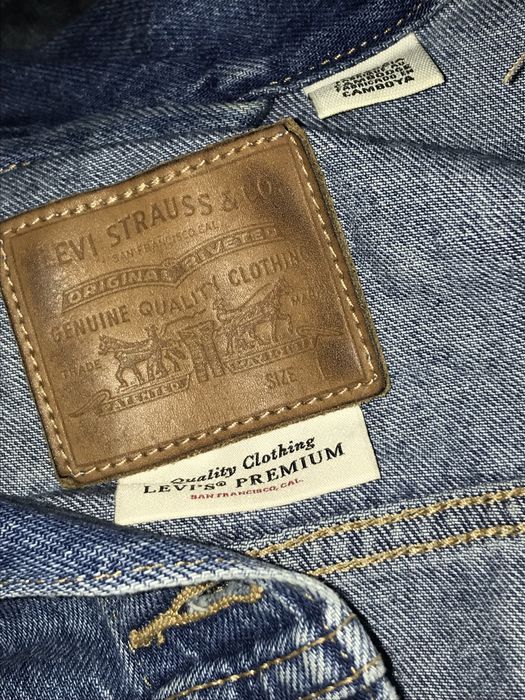Geaca originala Levis!
