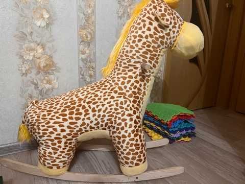 Продам игрушку - качалку Жираф б/у