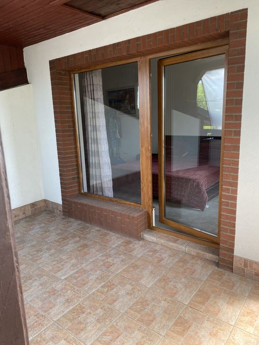 Casa si spatiu afacere de inchiriat Piata Resita