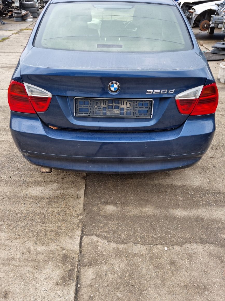 Dezmembrez bmw e90 163 cp