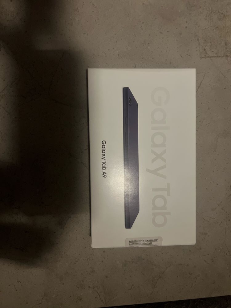Срочно, продаем планшет Gelaxy Tab A9
