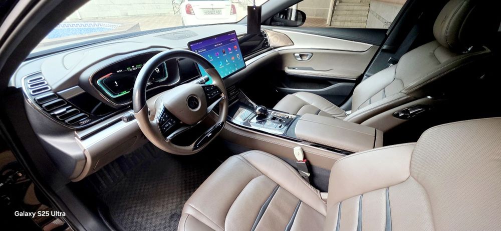 BYD HAN EV 2021 yil 605km