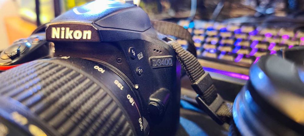 Aparat foto DSLR Nikon D3400 + obiectiv Nikon 18-55mm+Tamron 70-300mm