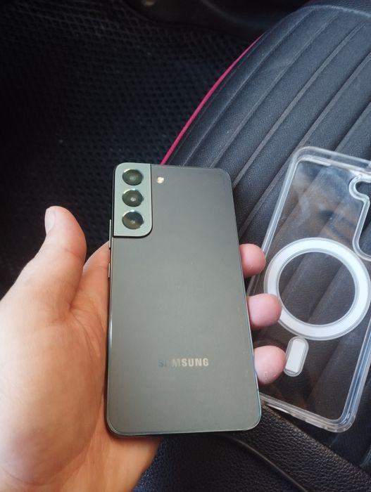 Samsung Galaxy S22 5G telfon ideal chotki