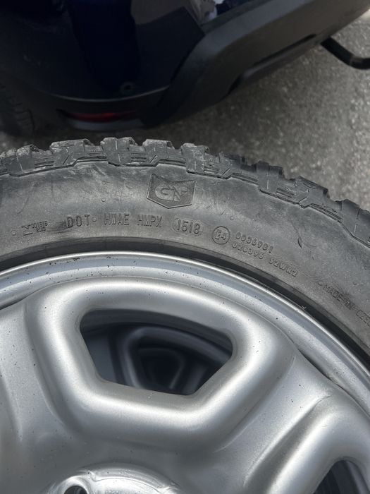 Jante Duster cu anvelope  Off-Road