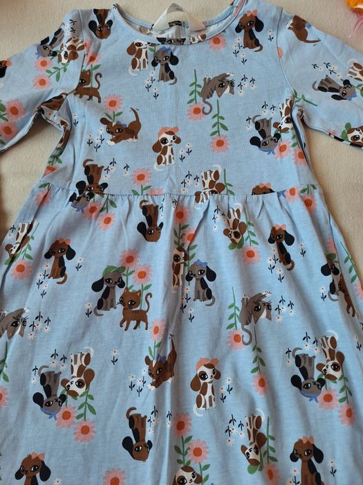 Нови роклички с дълъг ръкав размер 116 (5-6 години)