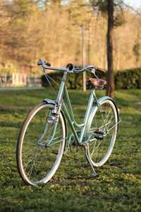 Ретро велосипед старо колело Brooks saddle Sturmey archer