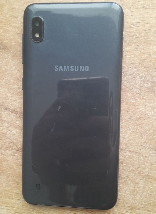 Продам самсунг а10