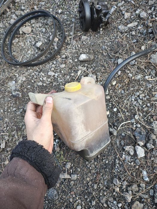 Ниссан примера р10 1,6л запчаст