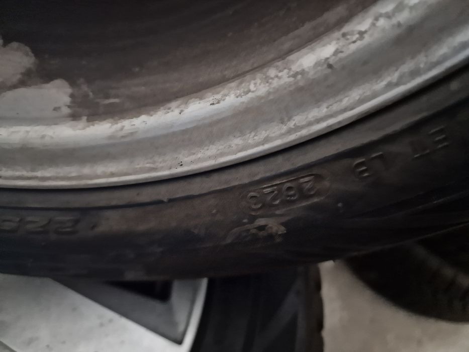 Зимни гуми с джанти 225х55х16 audi