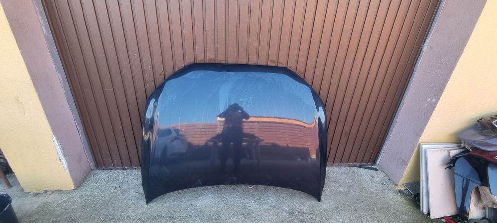 Capota motor Audi Q3