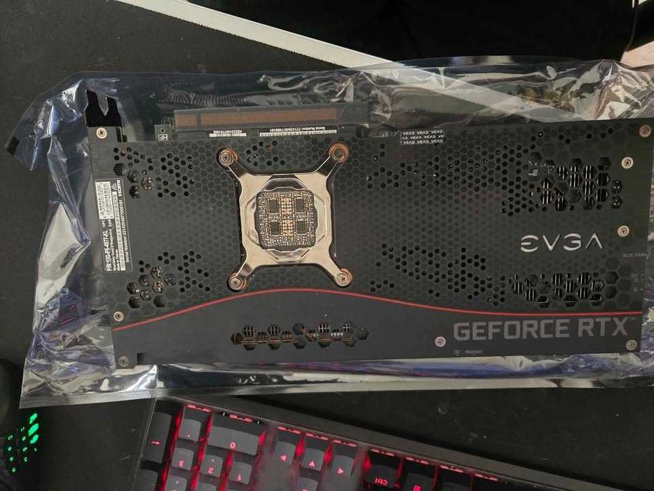 EVGA NVIDIA RTX 3080 FTW3 - Като нова